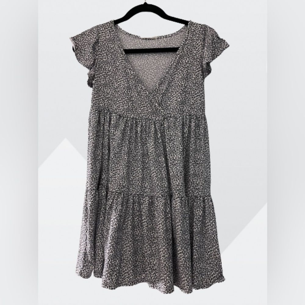V-neck dress